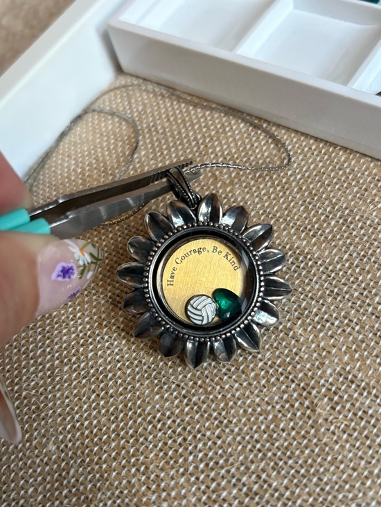 Origami Owl Jewelry - Custom Origami Owl Locket